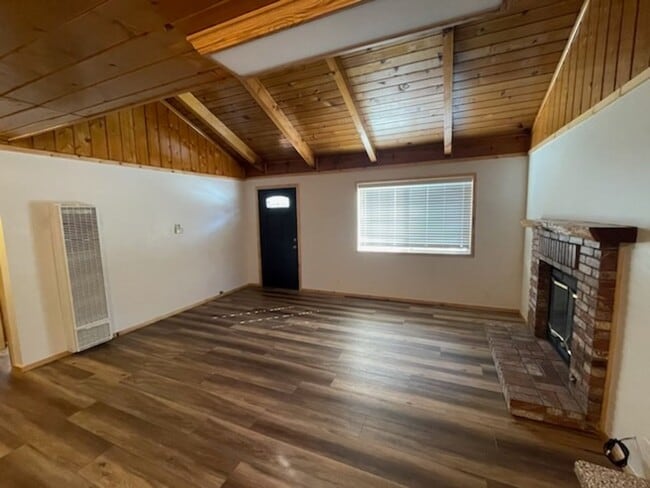 Photo - 609 Elysian Blvd