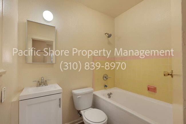 Photo - 839 Bartlett St Unit 841 1/2