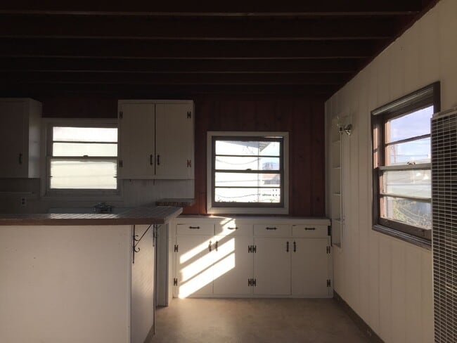 Photo - Silver Strand Beach - One bedroom, one bat...