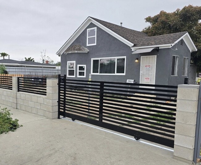 Exterior - 2063 E 130th St House