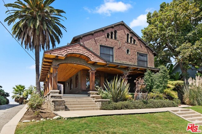 Photo - 1046 W Kensington Rd