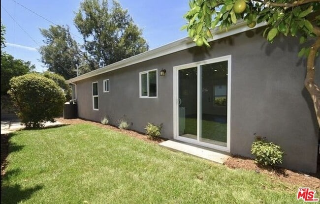 Photo - 8630 Lubao Ave