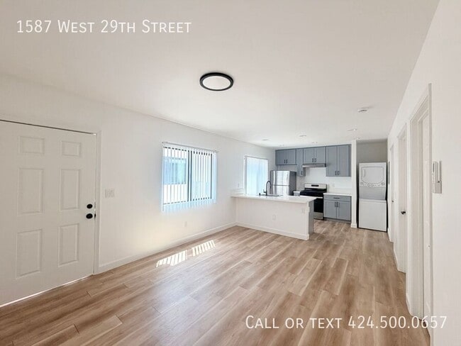 Building Photo - 1587 W 29th St
