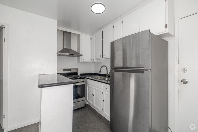 Interior Photo - Playa Palms Apartments LLC