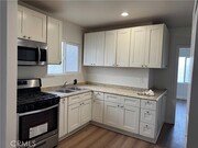 Photo - 1432 Cherry Ave Apartment