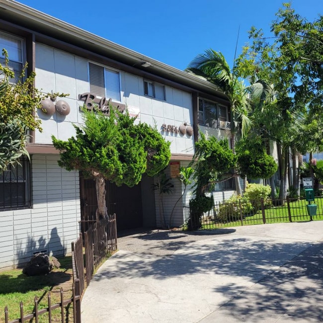 Building Photo - 3956 Stevely Ave