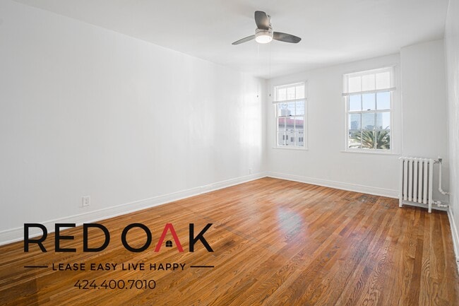 Building Photo - 2505 W 6th St Unit 705