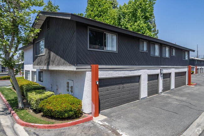 Photo - Portola Redlands