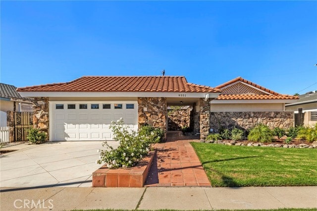 Building Photo - 9351 Leilani Dr Rental