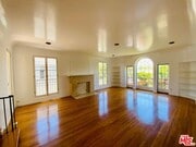 Photo - 942 S Mansfield Ave Unit 3