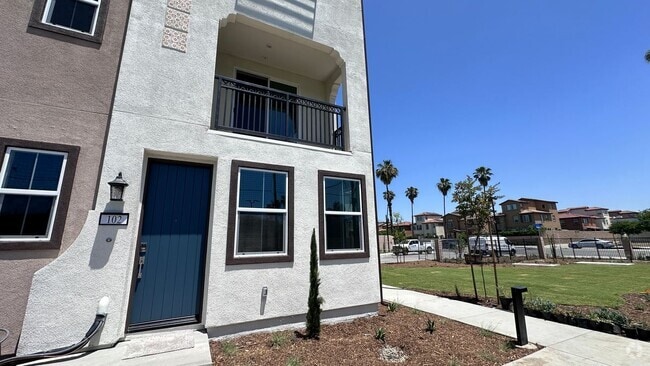 Building Photo - 102 Hudson Rental