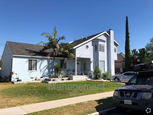 Building Photo - 4517 E Lavante St Rental