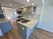 Photo - 934 Manhattan Ave