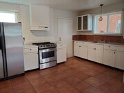 Photo - 3 bed/3 bath + LARGE BONUS ROOM and YARD for Assisted Living/Sober Living/Detox/Rehab Facility.