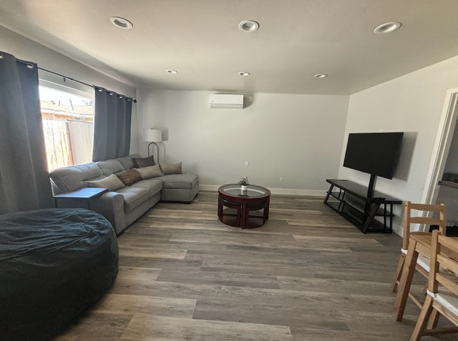 Photo - 3410 Chamoune Ave Unit A