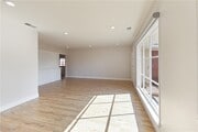 Photo - 440 Cress St