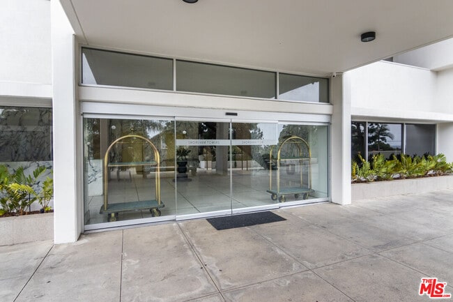 Photo - 8787 Shoreham Dr Unit 903