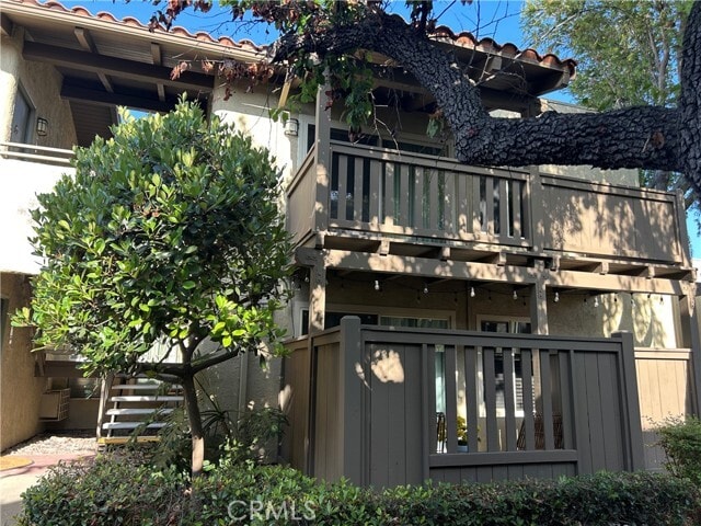 Building Photo - 1345 Cabrillo Park Dr Unit P8 Rental