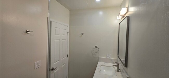 Photo - 21214 Merridy St