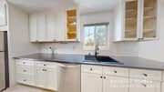 Photo - 5844 Vesper Ave