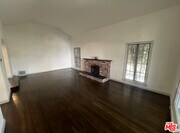 Photo - 147 S Poinsettia Pl House