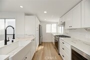 Photo - 1090 Loma Dr