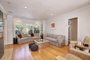 Photo - 3076 Earlmar Dr