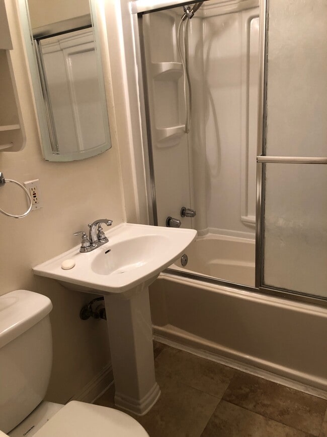 Photo - 612 Griffith Way Unit 612A