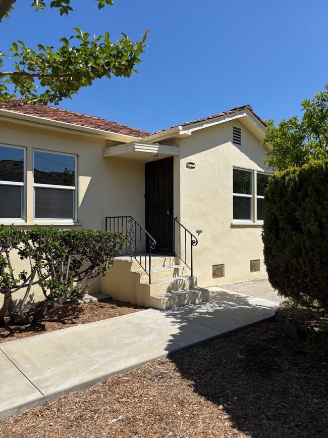 Photo - 1607 S Atlantic Blvd Unit 1607