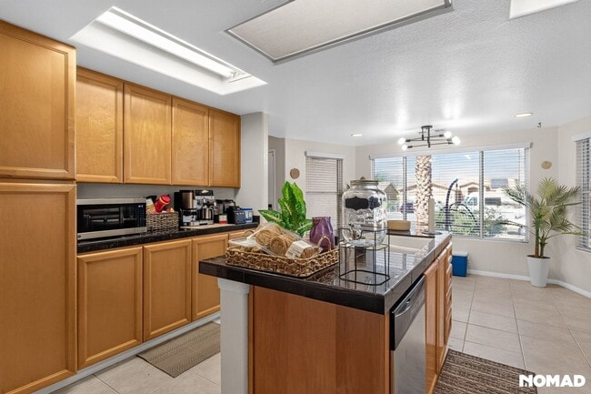 Photo - 16460 Ave Gracia