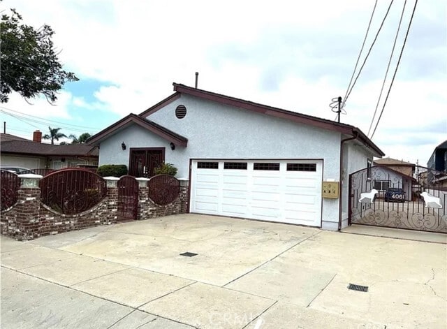 Building Photo - 4061 W 132nd St