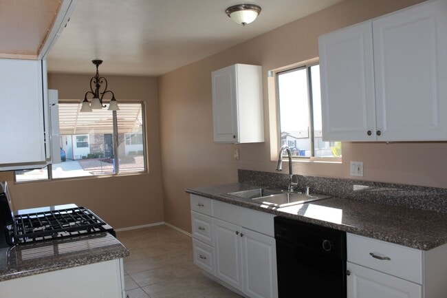 Photo - 55+ Senior Community 2Bed/1Bath in Costa Serena Oceanside~ Mira Pacific