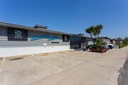 Photo - Talmadge Pacific Apartments
