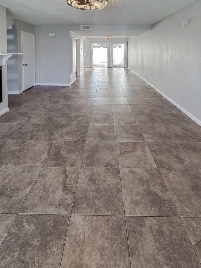 Photo - JUST REMODELED! Great Floor Plan! 2 Bedroom 2 Bathroom Townhome FOR RENT!