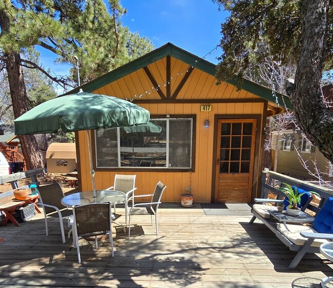 Charming 2-Bedroom, 2-Bath Home with Front... - Charming 2-Bedroom, 2-Bath Home with Front...