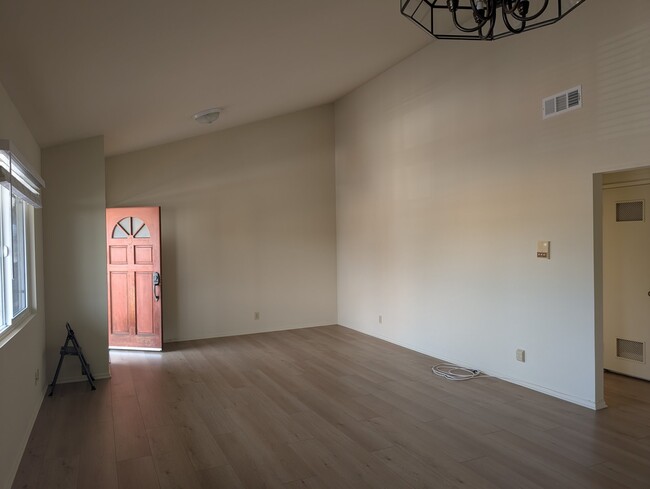 Photo - 1328 W Gardena Blvd Unit 3