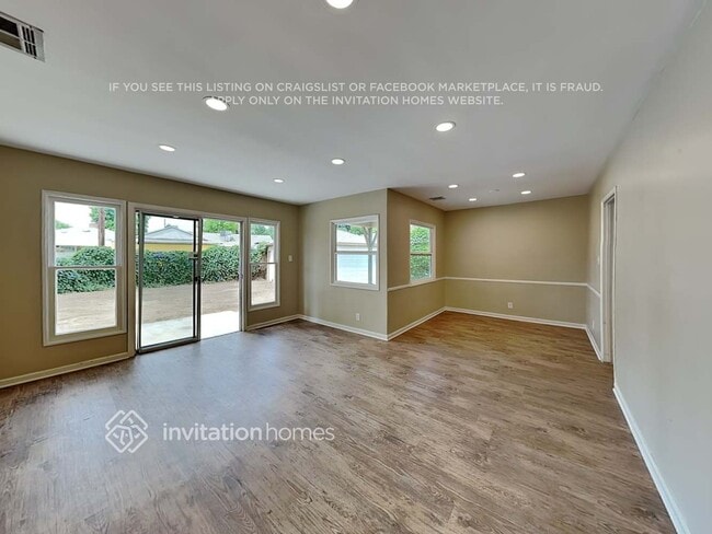 Photo - 18147 Archwood St