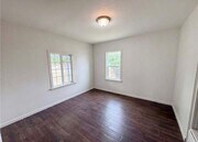 Photo - 11950 Lee Ave