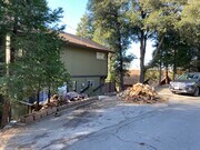 Private residence, owner occupied minutes from the store and Lake Gregory - 25084 Valle Dr House Unit A