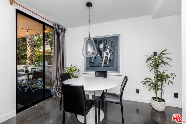 Photo - 7250 Franklin Ave Unit 116