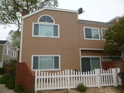 Photo - Updated Townhome in Country Club Village Green