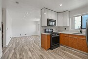 2BD x 1BA (UNIT 3 taken) UNIT 6 is available - 830 Bartlett St. Apartments