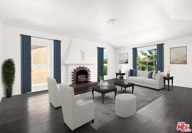 Building Photo - 7926 4th St Rental