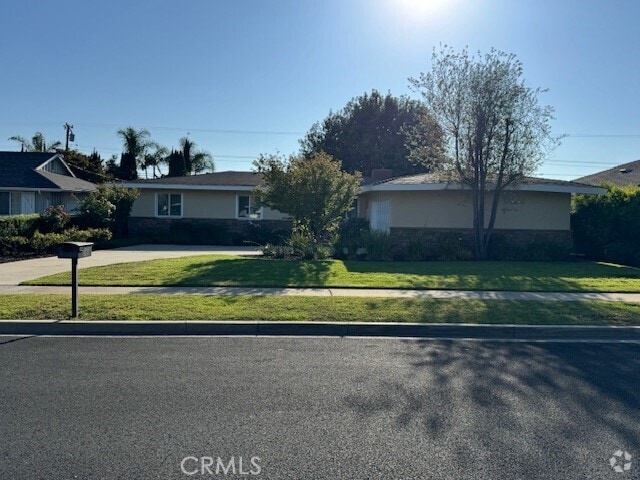 Building Photo - 13311 Fairmont Way Rental