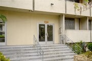 Photo - 1422 N Curson Ave Apartment Unit 3