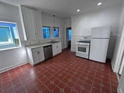 Photo - LOOK NO FURTHER!!! Craftsman 2 Bed/1 Bath ... Apartment