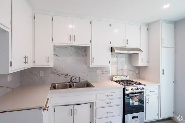 Copper Kettle Apartments - Copper Kettle Apartments