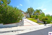 Photo - 23935 Ingomar St