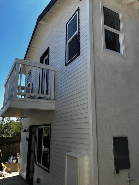 Photo - 1928 Addison Way