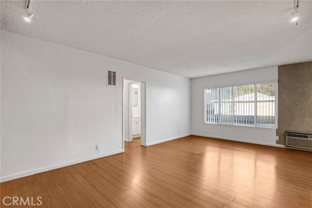 Photo - 6643 De Longpre Ave Unit 5